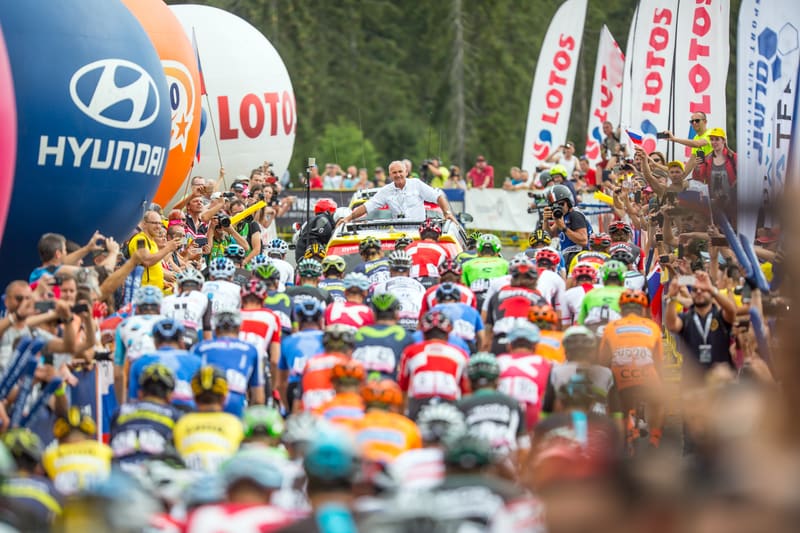 Štart etapy Tour de Pologne, športová fotografia
